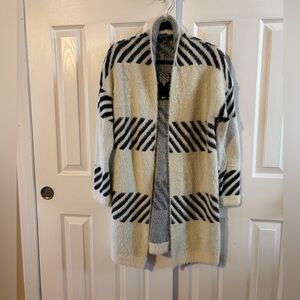 Anthro. Sioni Cream & Black Striped Fuzzy Open Cardigan Size XL New With Tags